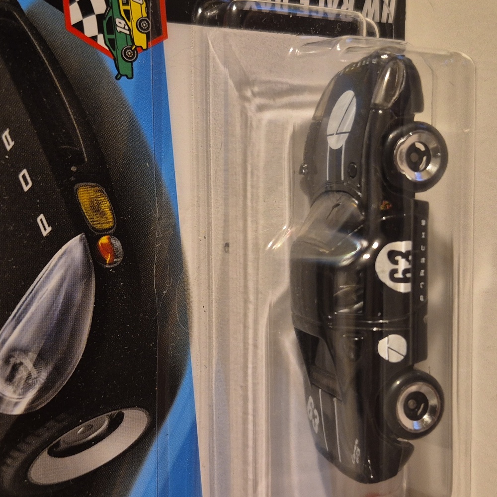 1D4 Hot Wheels Porsche 904 Carrera GTS with shipping protector